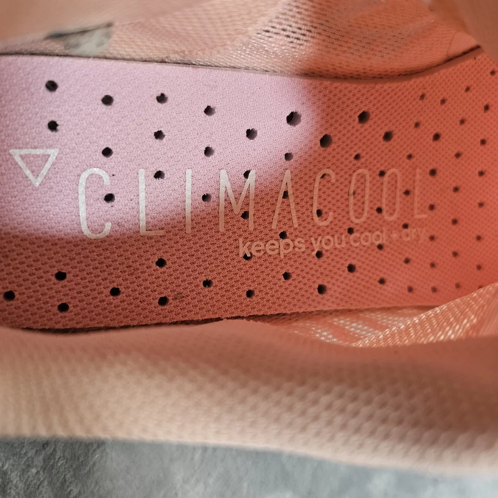 adidas (WMNS) adidas Climacool‎ 2.0 Peach Sz 8.5